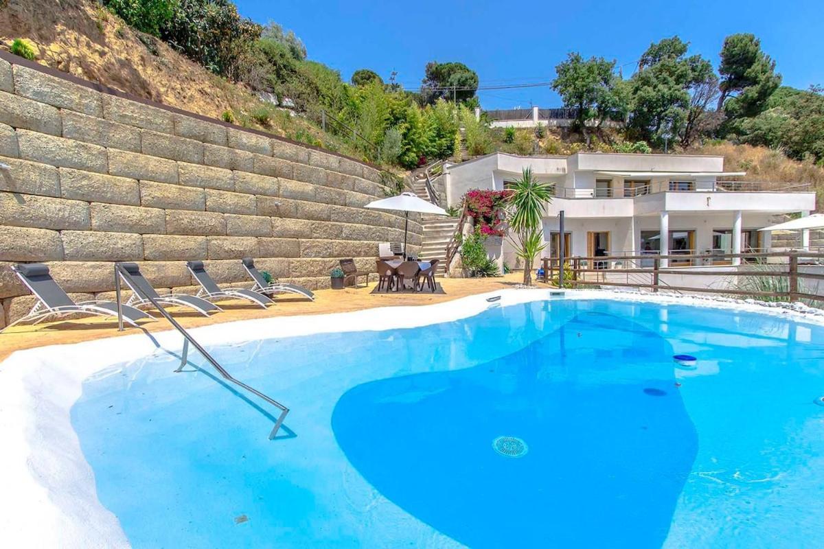 Catalunya Casas Modern Magnificence , Only A Few Km To The Beach! Sant Cebrià de Vallalta エクステリア 写真