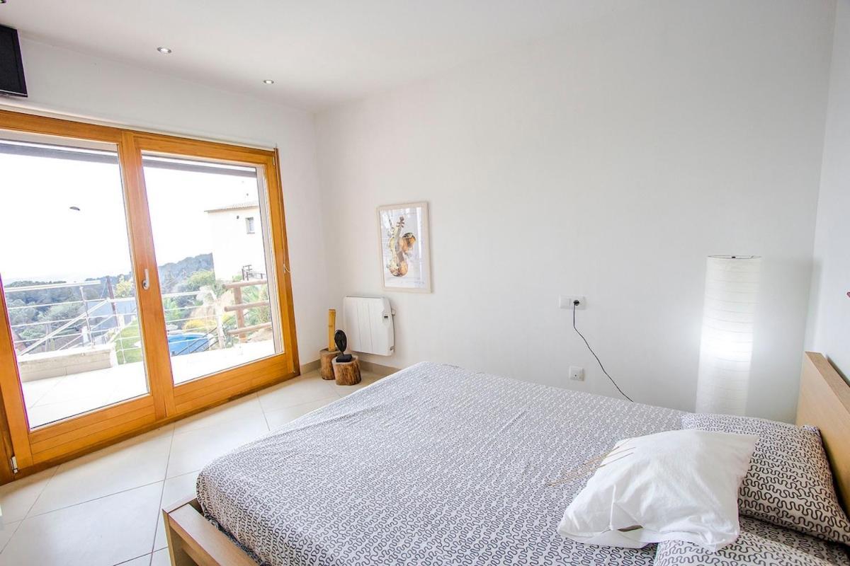 Catalunya Casas Modern Magnificence , Only A Few Km To The Beach! Sant Cebrià de Vallalta エクステリア 写真
