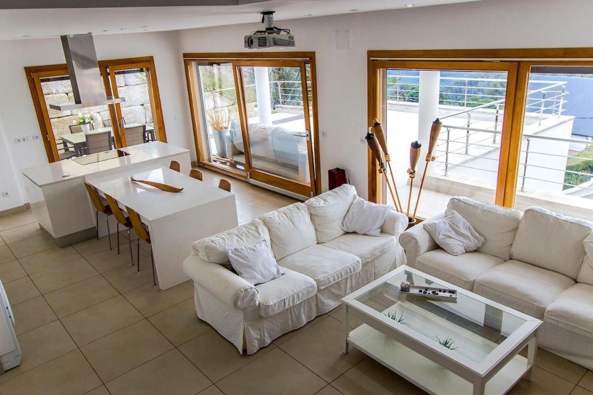 Catalunya Casas Modern Magnificence , Only A Few Km To The Beach! Sant Cebrià de Vallalta エクステリア 写真