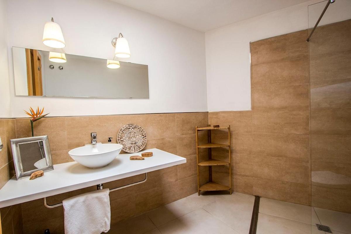 Catalunya Casas Modern Magnificence , Only A Few Km To The Beach! Sant Cebrià de Vallalta エクステリア 写真