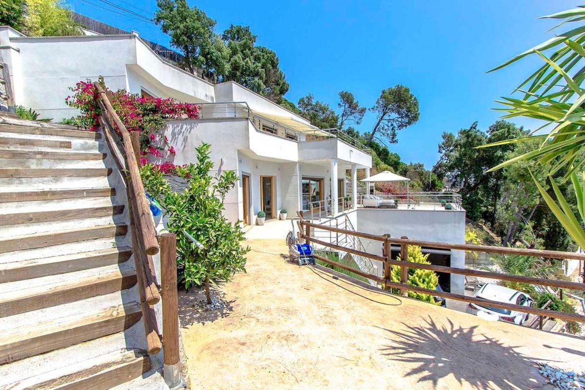 Catalunya Casas Modern Magnificence , Only A Few Km To The Beach! Sant Cebrià de Vallalta エクステリア 写真